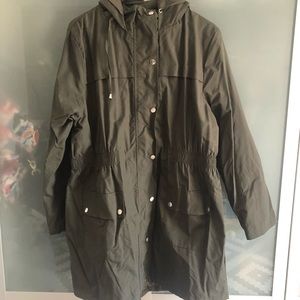 Hooded Green Tench Coat